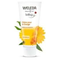 La crème pour le change Weleda au calendula bio est une solution naturelle et efficace pour protéger, apaiser et régénérer la peau de bébé. Elle est formulée à base d'ingrédients d'origine naturelle, dont le calendula, reconnu pour ses propriétés apaisantes et cicatrisantes