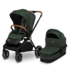 La poussette LIONELO Mika 3 en 1 (nacelle, siège auto, poussette) offre confort et praticité pour les bébés et les parents. Utilisable de la naissance à 3 ans, elle est réversible, inclinable, et se plie facilement. #poussette3en1 #LioneloMika