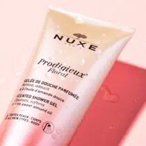 Retrouvez Nuxe Gelée de Douche Parfumée Prodigieux Floral - 200ml aux meilleurs prix sur Bebemaman.ma . Livraison à domicile partout au Maroc.